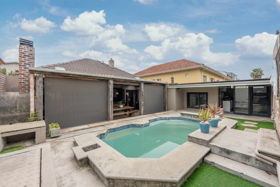3 Bedroom Property for Sale in Gardens Western Cape
